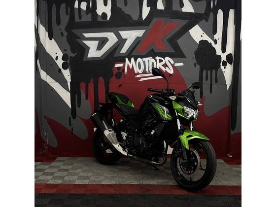 KAWASAKI Z400 